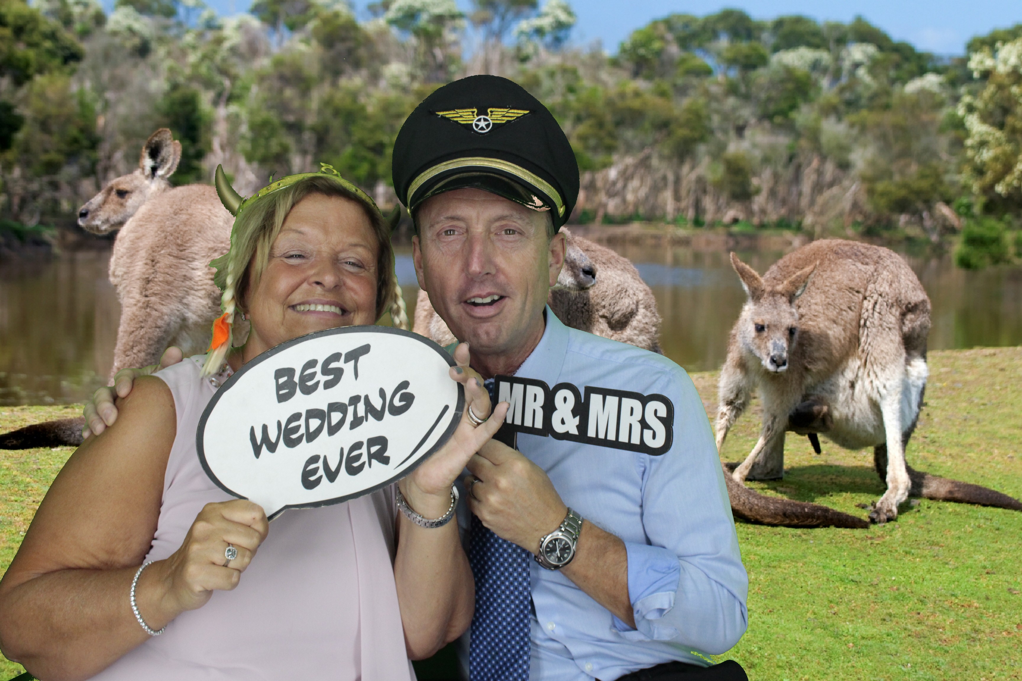 Mr & Mrs Hack's Wedding | View more photos from the event at gallery.myphotoboothexperience.co.uk/u/MyPhotoBoothExperienceLtd/Mr-Mrs-Hacks-Wedding